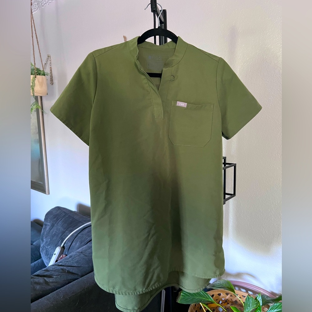 Figs Technical Collection Blake Scrub Top